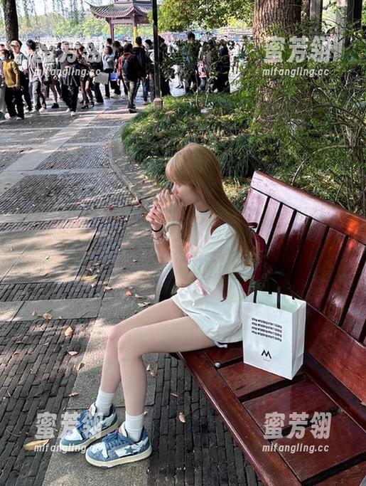 发布消息满天飞，166.su黑料不打官网网页版真有这么神？