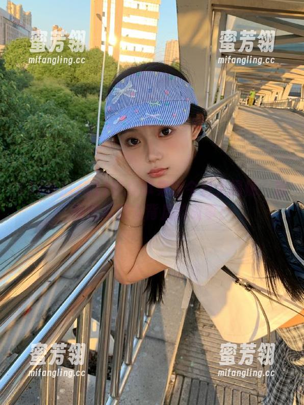 517吃瓜苹果版今日大揭秘：那些吃瓜群众背后的故事！