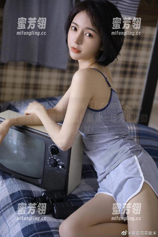 下载www.51.com苹果版，让你能随时随地吃瓜！就像一场无止境的爆料派对！