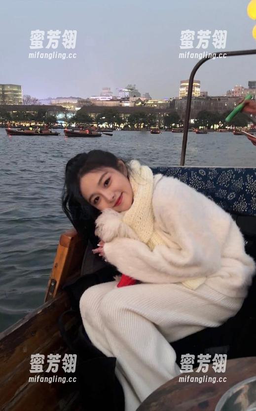 吃瓜今日不止有好瓜，51吃瓜全新入口直通“必吃”秘籍，快来围观！