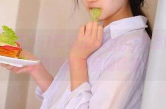 51吃瓜王ccggg开播啦！谁能抵挡得住观看的诱惑？