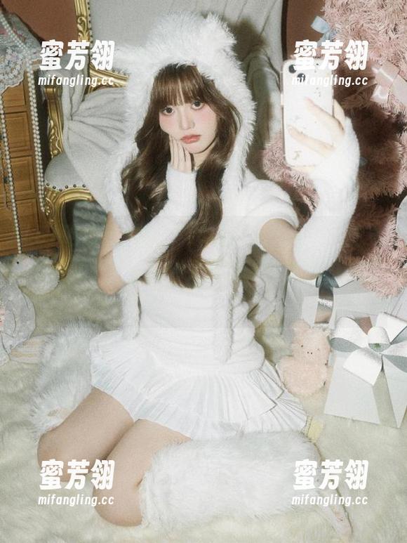 51吃瓜王 被“51吃瓜王ccggg”的更新吸引了,今儿个又能边吃边追新的八卦!