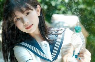 51在线吃瓜，最新资源上线，快来围观瓜田里的那些事！