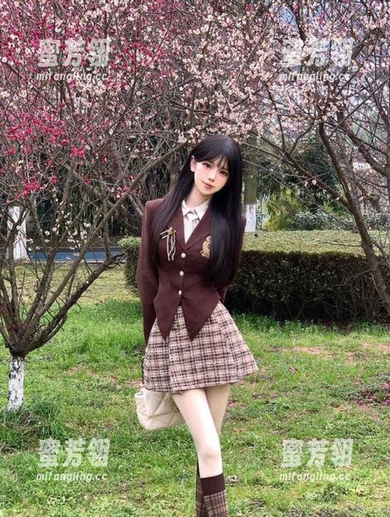 51爆料 51爆料发布:又一对吃瓜情侣闪婚?这瓜也太甜了吧!