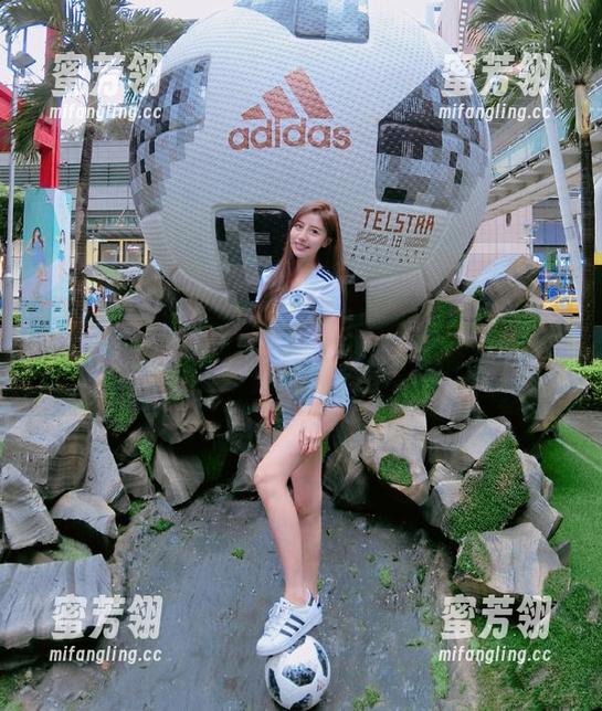 91i吃瓜中心 91i吃瓜中心,最新目击者现场,瓜都飞出来了!