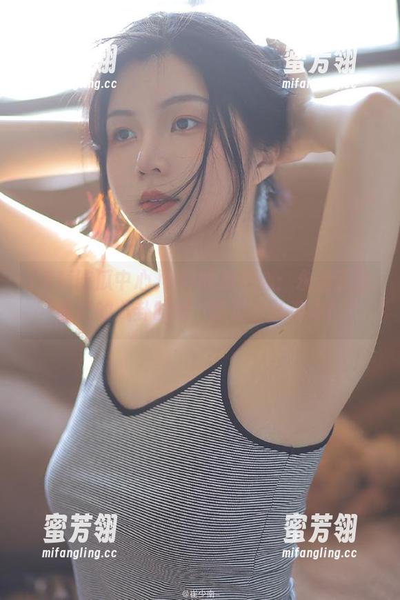 91i吃瓜中心：永远无法忘记的八卦时刻，吃瓜小队速来！