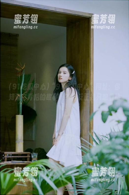“91吃瓜中心”网址：你知道它背后的故事吗？但反正我只想看热闹！
