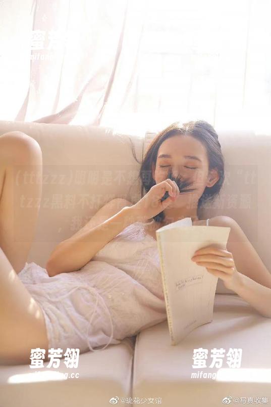明明是不想再吃瓜，但每次“tttzzz黑料不打烊肾虚18连”推送新资源，我还是一秒就被勾走了。