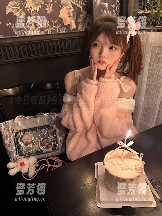 今日吃瓜：热门大瓜花样翻新，快来免费探个究竟！