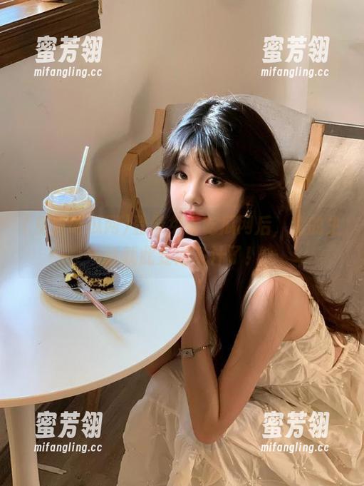 登录免费吃瓜网后，我的生活就此变得多汁了！