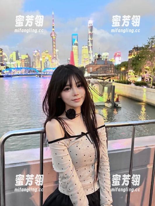 每个回家的路上都有黑料，冲哥精选视频一次看个够！
