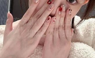 在吃瓜tv苹果版上，瓜比人精彩，根本停不下来！