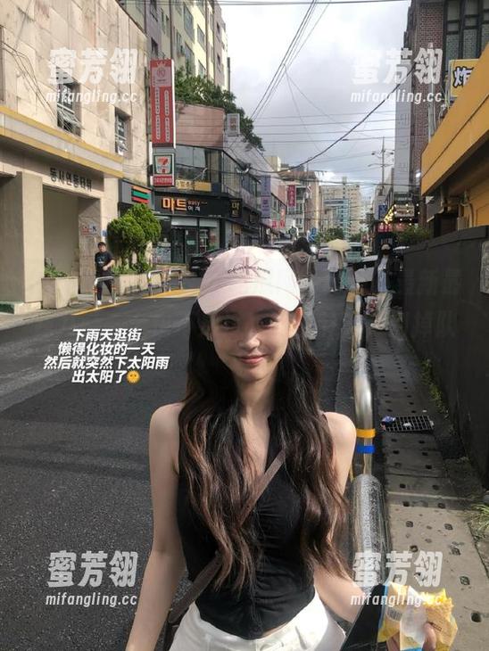 “3993u吃瓜网”网站，最新最辣八卦一个也不放过，跟上节奏，别掉队！