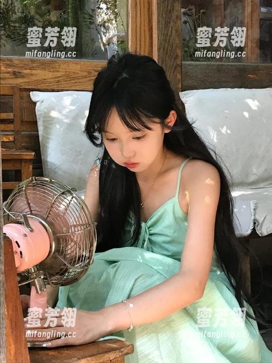 吃瓜网 探寻黑色不打烊:导航下的吃瓜网,你绝对想不到的秘密!