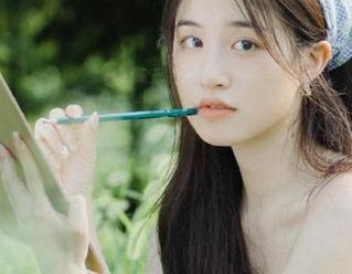 吃瓜黑料入口大集合，哪个网站才是你的心头好？