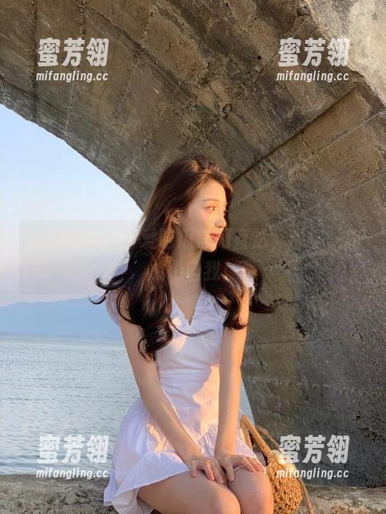 吾爱吃瓜官网直达，带你一路放飞自我！