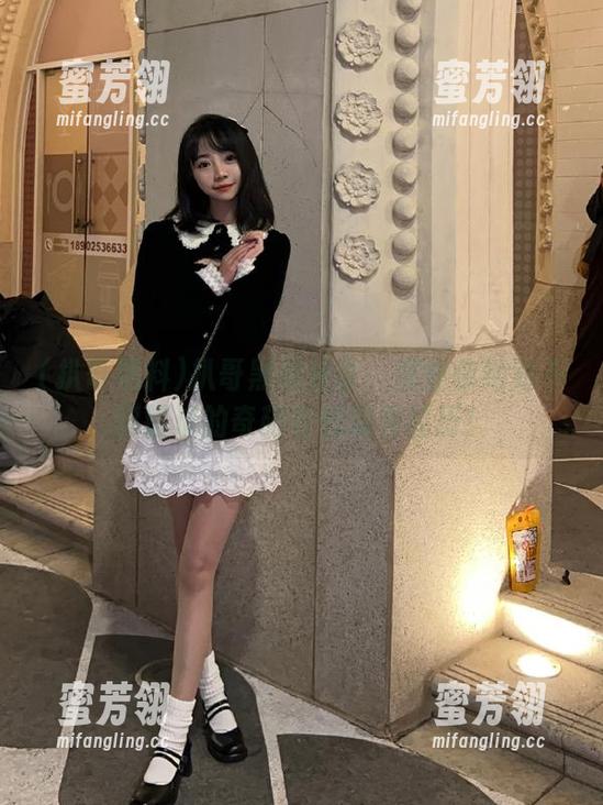 扒哥黑料 扒哥黑料分享:那些你绝对不能错过的奇葩在线观看经历!