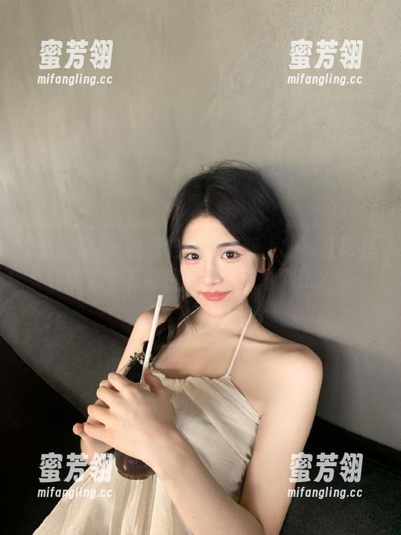 听说爱吃瓜苹果版上的网红明星们个个有奇特爱好，谁看到了？