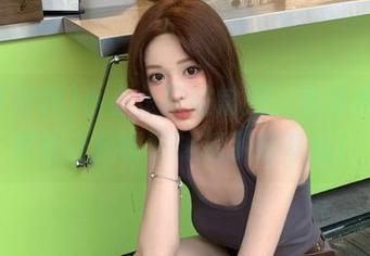 小小鱼打破常规，黑哥冲料的更新让我顿时燃起了好奇心！
