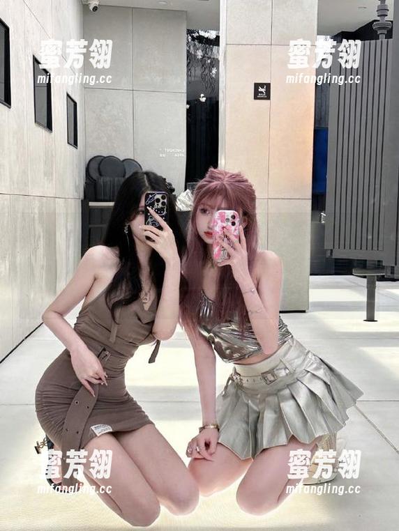 万里长征黑料不打烊06苹果版：谁说吃瓜不能潇洒，来一口甜蜜八卦！