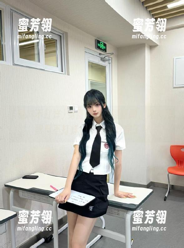 免费更新炸裂新闻，黑料网黑料不打烊，瓜都被吃完了！