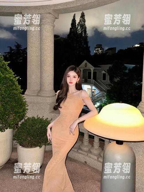 夜深人静，观看黑料不打烊传送门的另一面。