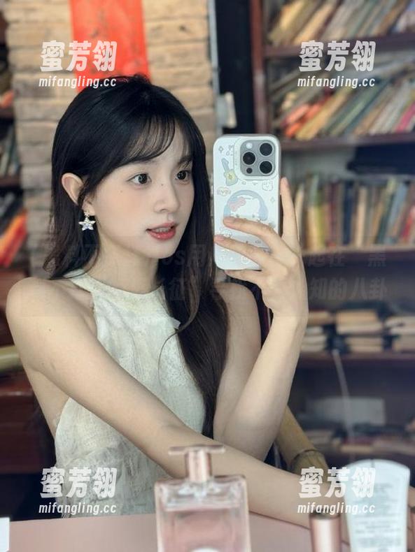 ios用户福音！一起在“黑料不打烊万里长征”寻找不为人知的八卦