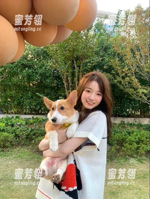 “黑料不打烊”：下载后随时观看，途中不要喷饮料哦，哈哈！