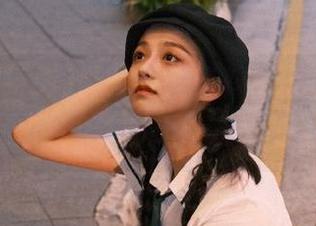戳开下载黑料不打烊，人生在世，不被八卦追着跑！