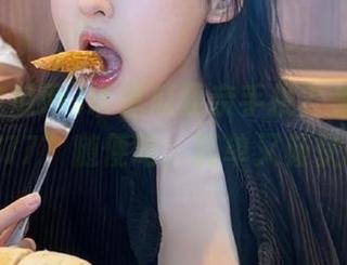 谁说瓜要亲手挑？来“黑料吃瓜网77”随便吃，简单又畅快的网站