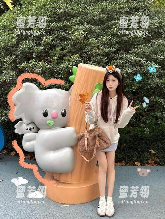 下载黑料吧，准备好被各种料轰炸了吗？