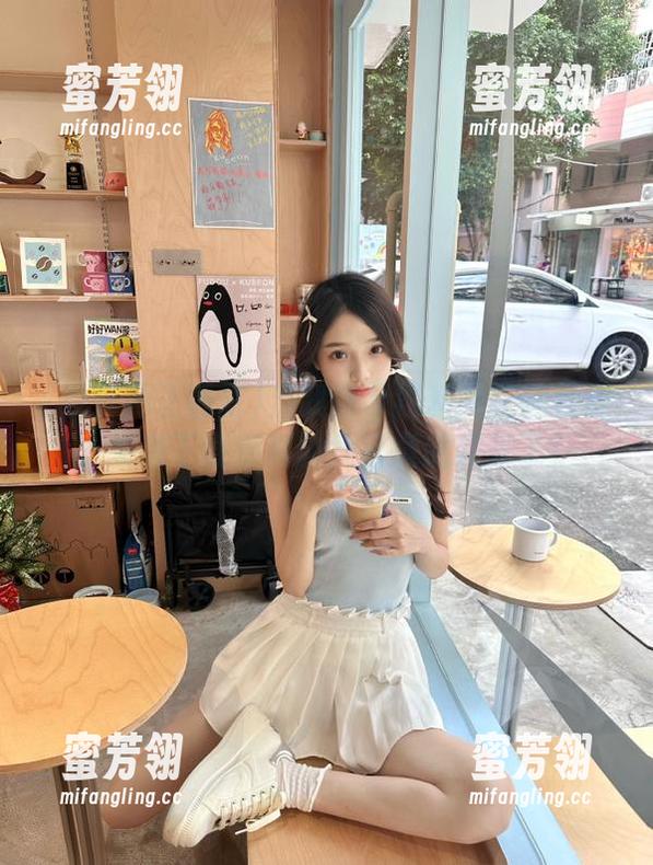 当我登录黑料网正能量时，发现下载爆料的按钮竟然发光了！